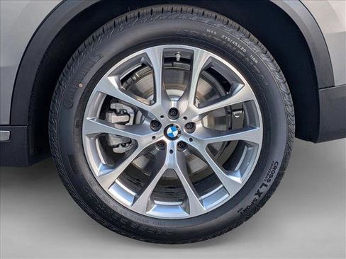 New 2026 BMW X5 xDrive50e w/ Executive Package image 10
