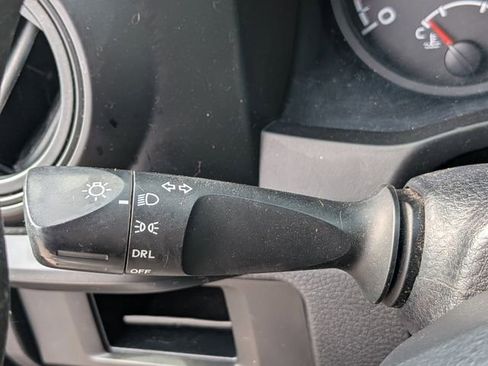 Used 2017 Toyota Tacoma SR image 23