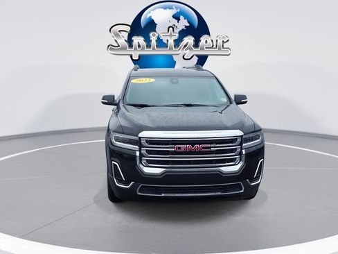 Used 2023 GMC Acadia SLE w/ Driver Convenience Package image 3