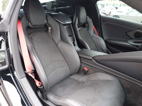 Used 2024 Chevrolet Corvette Stingray Preferred Cpe w/ Z51 Performance Package RWD image 40