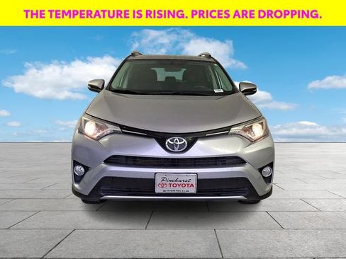 Used 2016 Toyota RAV4 XLE AWD/4WD image 3