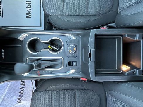 Certified 2023 Chevrolet Traverse LT AWD/4WD image 15
