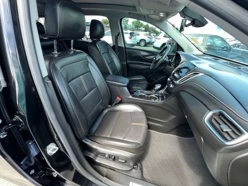 Used 2022 Chevrolet Equinox Premier image 30