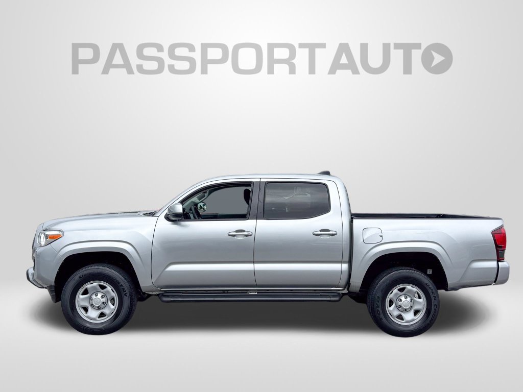Used 2022 Toyota Tacoma SR w/ SR Convenience Package RWD image 2