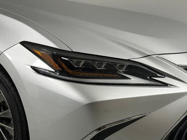 Used 2021 Lexus ES 350 Ultra Luxury w/ Accessory Package 2 FWD image 15