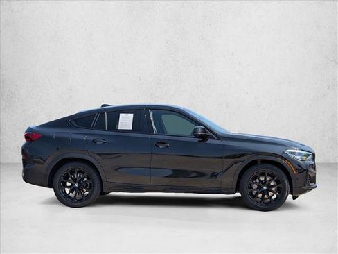 Certified 2023 BMW X6 xDrive40i w/ Premium Package AWD/4WD image 4