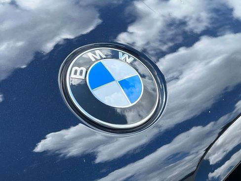 Certified 2022 BMW X5 xDrive40i w/ M Sport Package AWD/4WD image 11