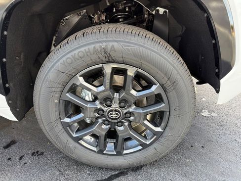 New 2026 Toyota Tundra Platinum image 8