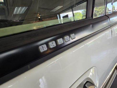 Used 2014 Ford Expedition EL XLT w/ Equipment Group 202A AWD/4WD image 39