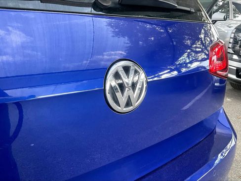 Used 2017 Volkswagen Golf R 4-Door AWD/4WD image 31