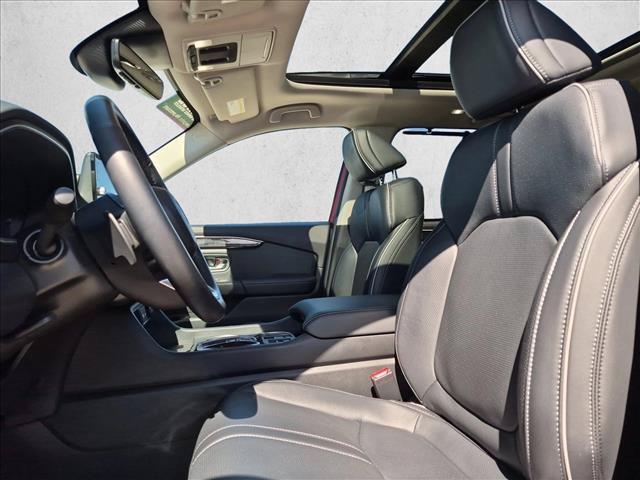 Used 2025 Honda Pilot Elite image 17