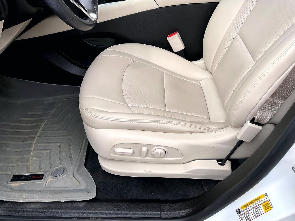 Used 2023 Buick Enclave Essence w/ Experience Buick Package AWD/4WD image 35
