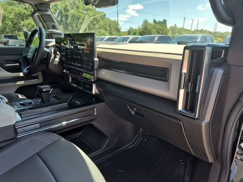 New 2026 GMC Hummer EV SUV AWD/4WD image 37
