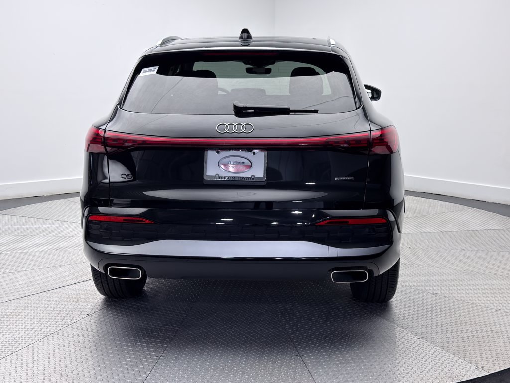 Used 2025 Audi Q5 Premium w/ Convenience Package AWD/4WD image 6