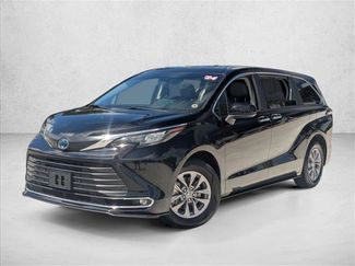 Used 2024 Toyota Sienna XLE video 2