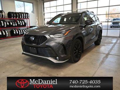 Used 2023 Toyota Highlander XSE