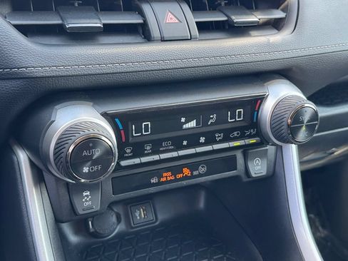 Certified 2025 Toyota RAV4 XLE AWD/4WD image 23
