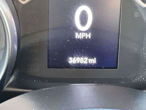 Used 2021 Jeep Wrangler Sport image 25