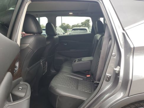 Used 2020 Nissan Murano Platinum w/ Cargo Package image 13