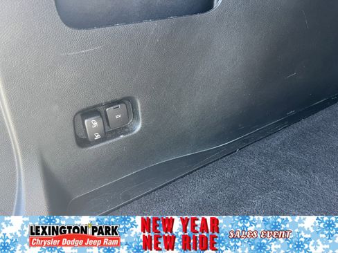 Used 2019 Ford Edge Titanium image 10