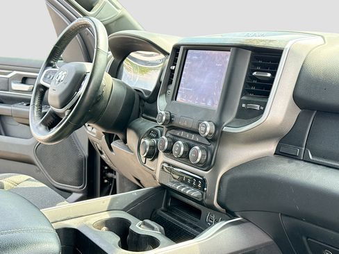 Used 2020 RAM 1500 Big Horn AWD/4WD image 4