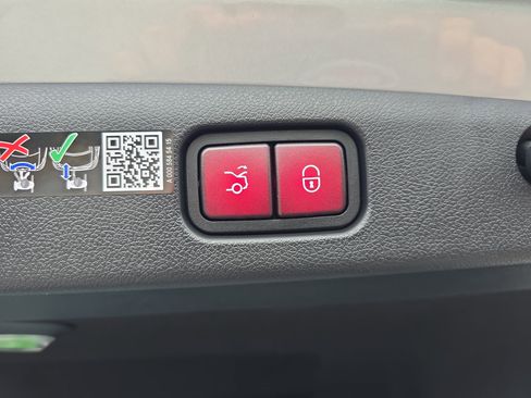 New 2026 Mercedes-Benz E 350 Sedan image 13