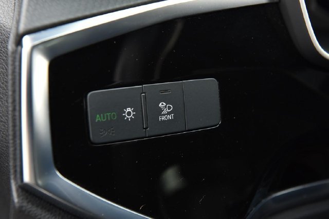 Used 2025 Audi Q3 2.0T Premium AWD/4WD image 11