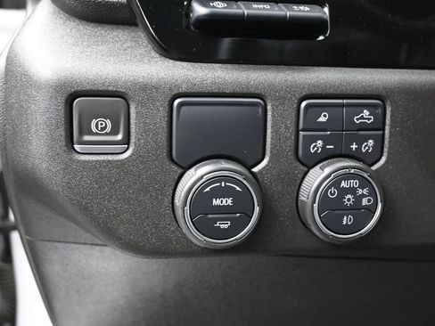 Used 2023 Chevrolet Silverado 1500 LTZ w/ Technology Package RWD image 17