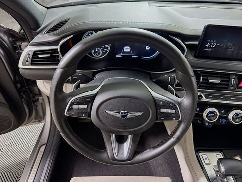 Used 2023 Genesis G70 2.0T AWD/4WD image 15