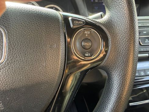 Used 2016 Honda Accord LX image 13