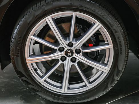Certified 2022 Audi SQ5 Premium Plus w/ Premium Plus Package AWD/4WD image 10