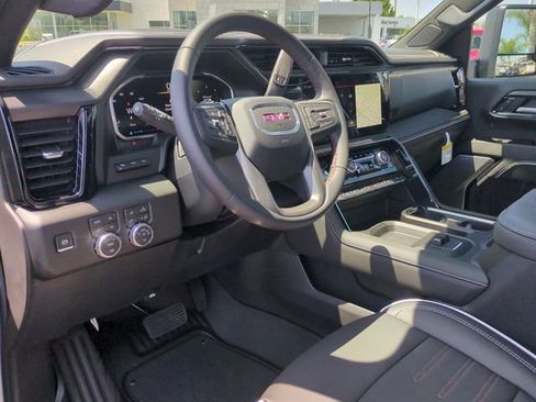 New 2026 GMC Sierra 2500 AT4X AWD/4WD image 10