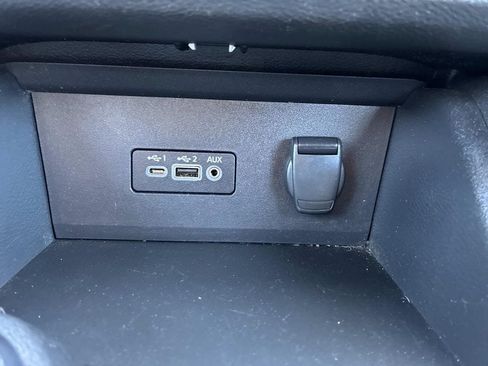 Used 2020 Nissan Sentra SV w/ Trunk Package FWD image 29