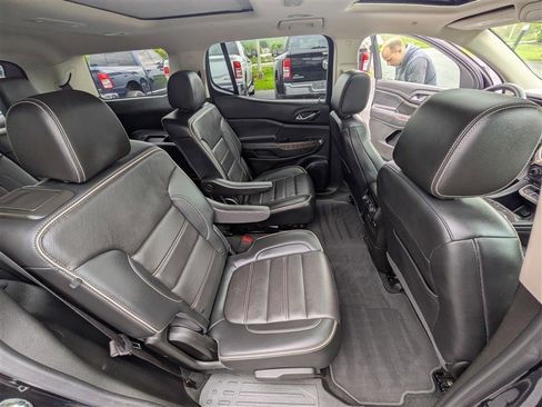 Used 2023 GMC Acadia Denali w/ Denali Ultimate Package AWD/4WD image 23