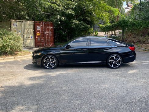 Used 2020 Honda Accord Sport image 8