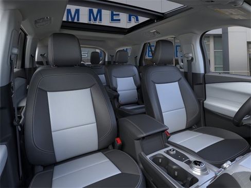 New 2023 Ford Explorer XLT w/ Equipment Group 202A AWD/4WD image 10