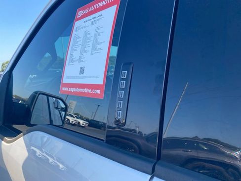 Used 2018 Ford F150 Lariat RWD image 33