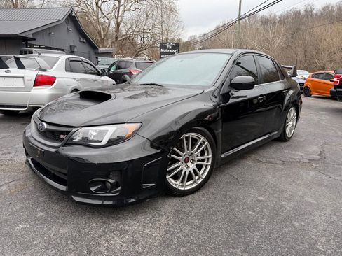 Used 2011 Subaru Impreza WRX STI image 3