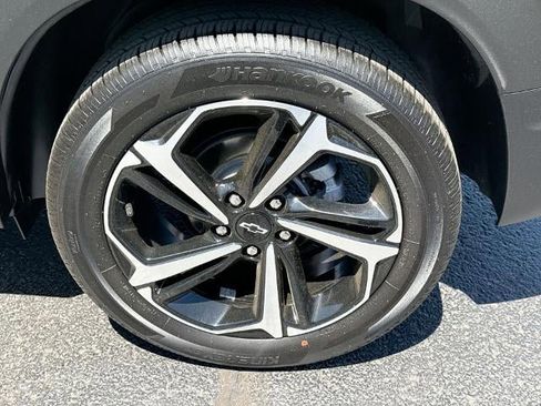 Certified 2023 Chevrolet TrailBlazer RS w/ Convenience Package FWD image 32