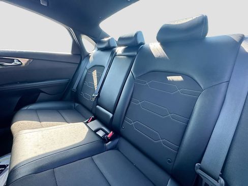 Certified 2023 Kia Forte GT-Line w/ GT-Line Technology Package FWD image 23