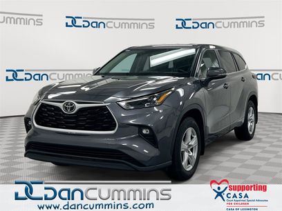 Used 2023 Toyota Highlander LE