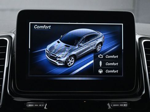 Used 2019 Mercedes-Benz GLE 43 AMG 4MATIC Coupe w/ Premium 3 Package image 39