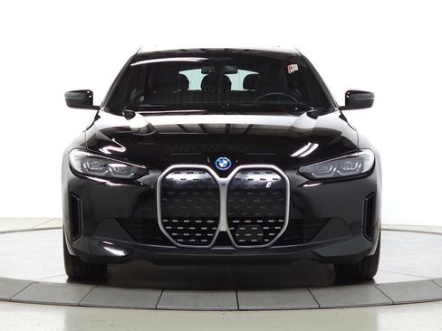 Used 2023 BMW i4 eDrive35 RWD image 2