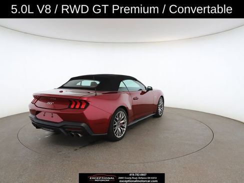 Used 2025 Ford Mustang GT Premium image 18