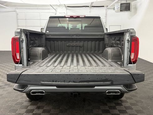 Used 2024 GMC Sierra 1500 AT4 w/ Technology Package AWD/4WD image 22