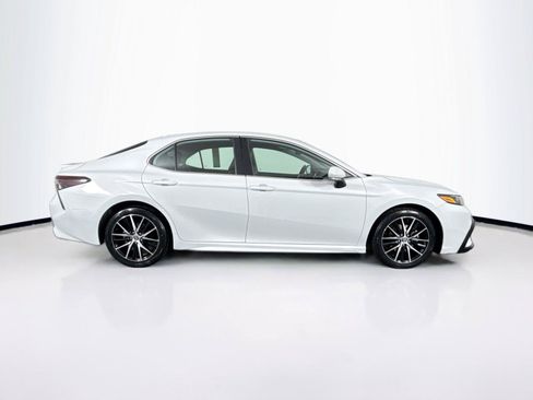Certified 2023 Toyota Camry SE FWD image 9