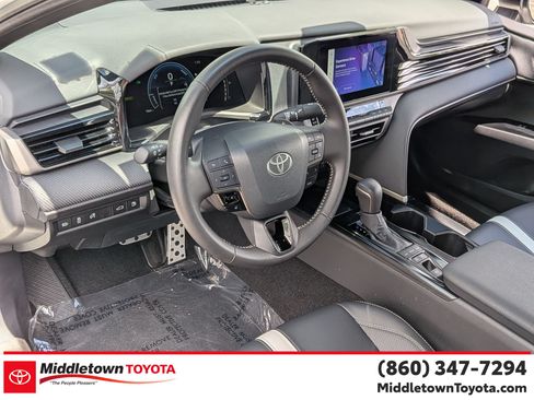 Certified 2025 Toyota Camry SE AWD/4WD image 14