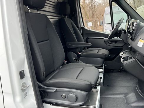 New 2026 Mercedes-Benz Sprinter 3500 image 27