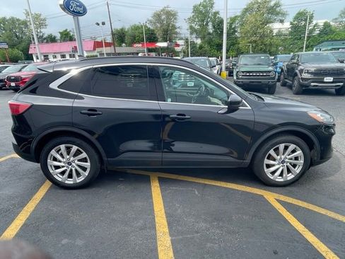 Used 2022 Ford Escape Titanium w/ Titanium Elite Package image 10