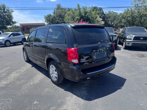 Used 2014 Dodge Grand Caravan American Value Package image 7